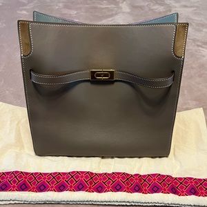 Tory Burch Lee Radziwill double bag